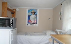 Leena'S B&B